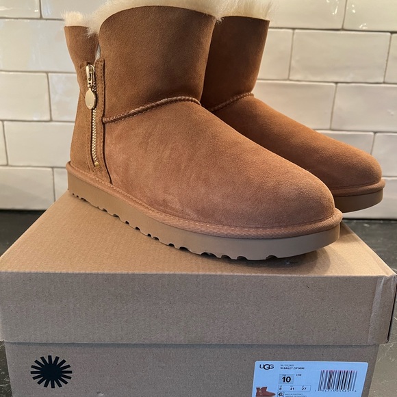 NWT UGG Bailey Zip Mini Size 10 Chestnut - Picture 5 of 6
